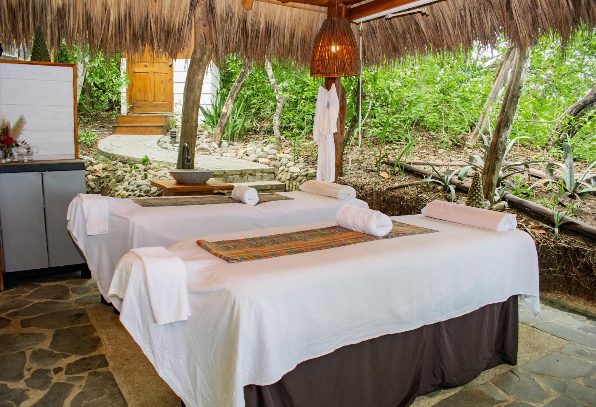 Isla Chiquita Glamping Hotel Paquera Exterior foto